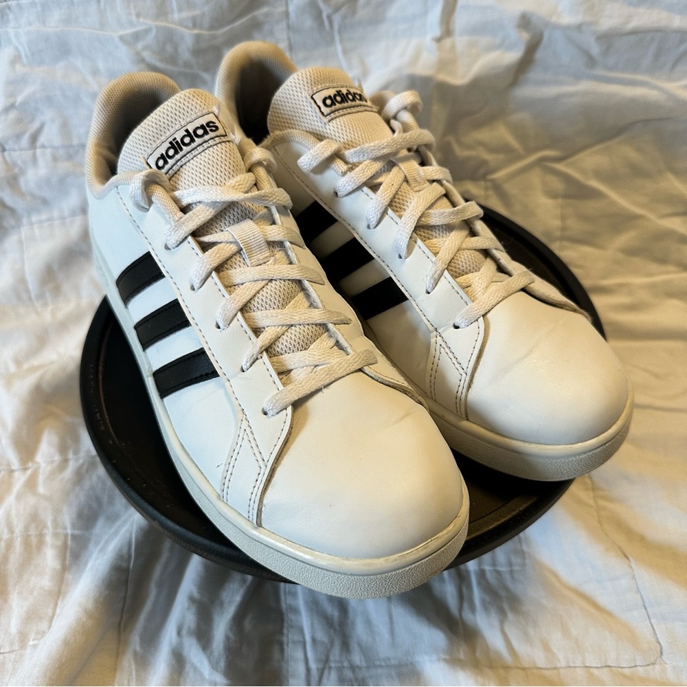 Adidas Women 8 Grand Court Shoes Low Profile White Black Stripe Leather